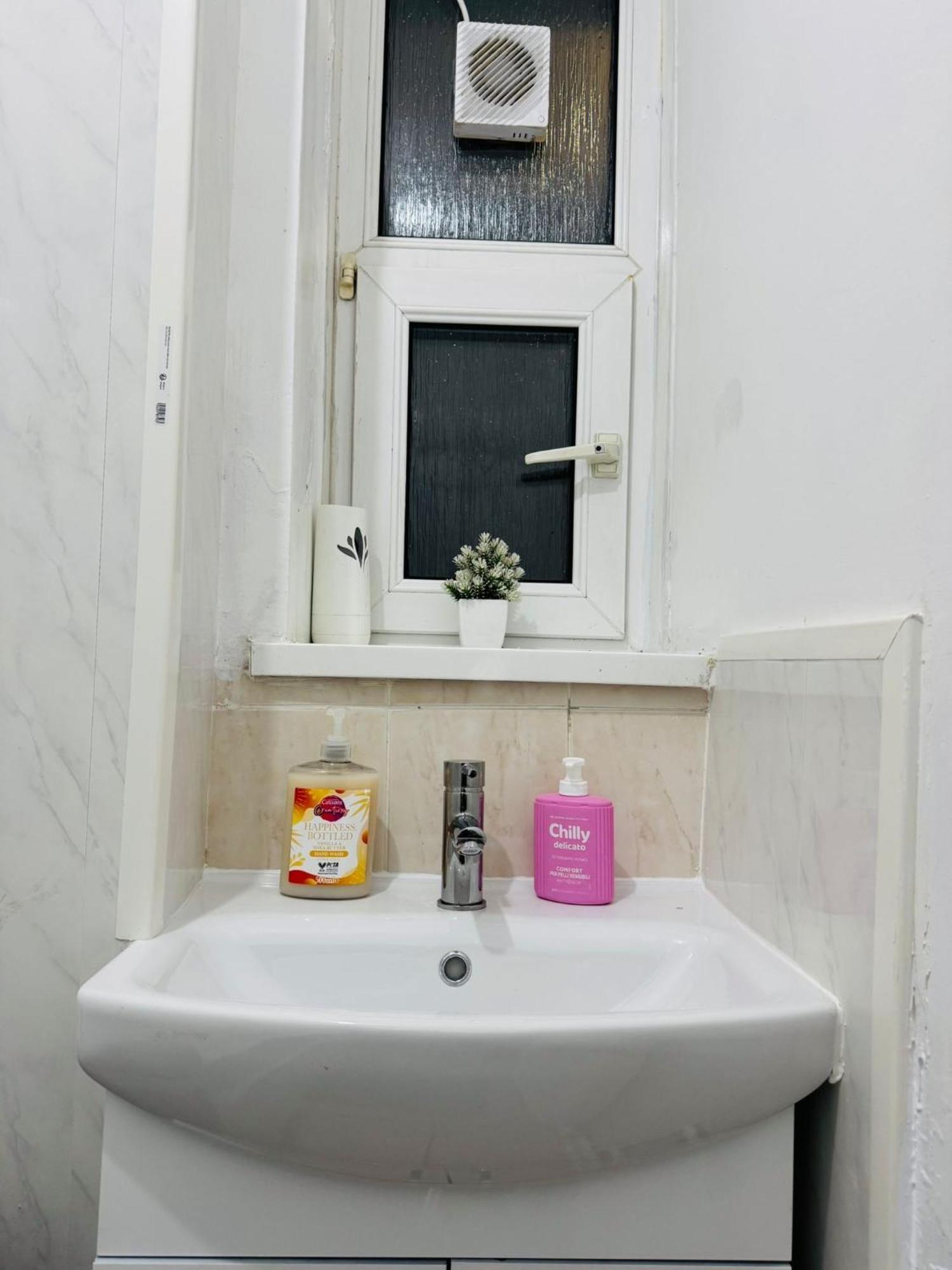 1 Bedroom Flat In Whitechapel, London Luaran gambar